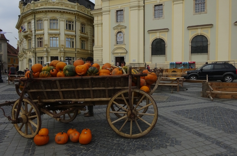 Maa,mis on mitmepalgeline,selle rahvas ja kultuur väärivad avastamisrõõmu. Rumeenia 9/2019. foto: Helve Kotkas