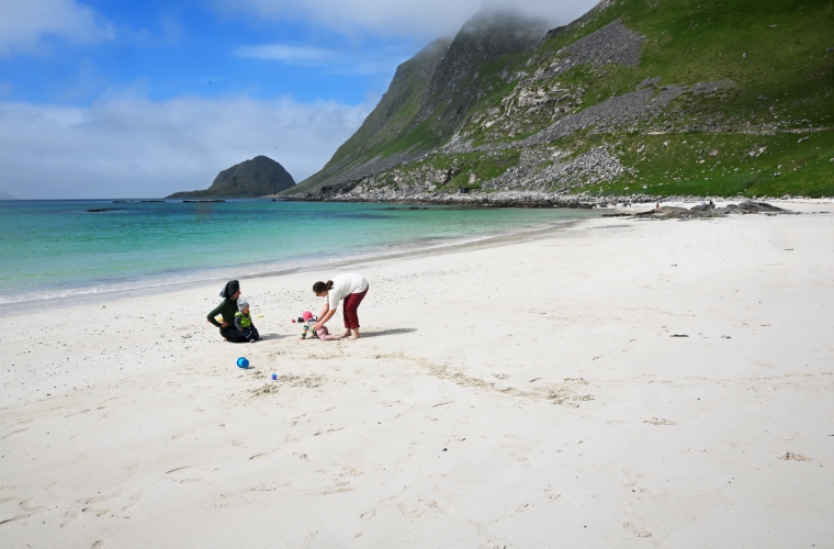 Norra - kesköine päike ja Nordkapp